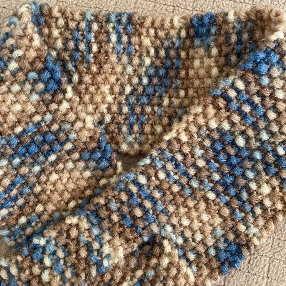 Medium Dog Scarf Hand Knitted New! - Picture 2 of 2